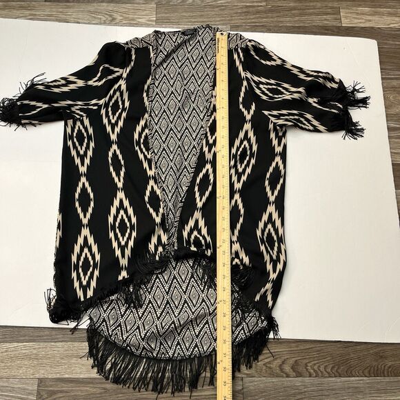 Rue 21 women’s cardigan Size M Open Front Tassel Fringe Aztec Print Polyester - Picture 5 of 8